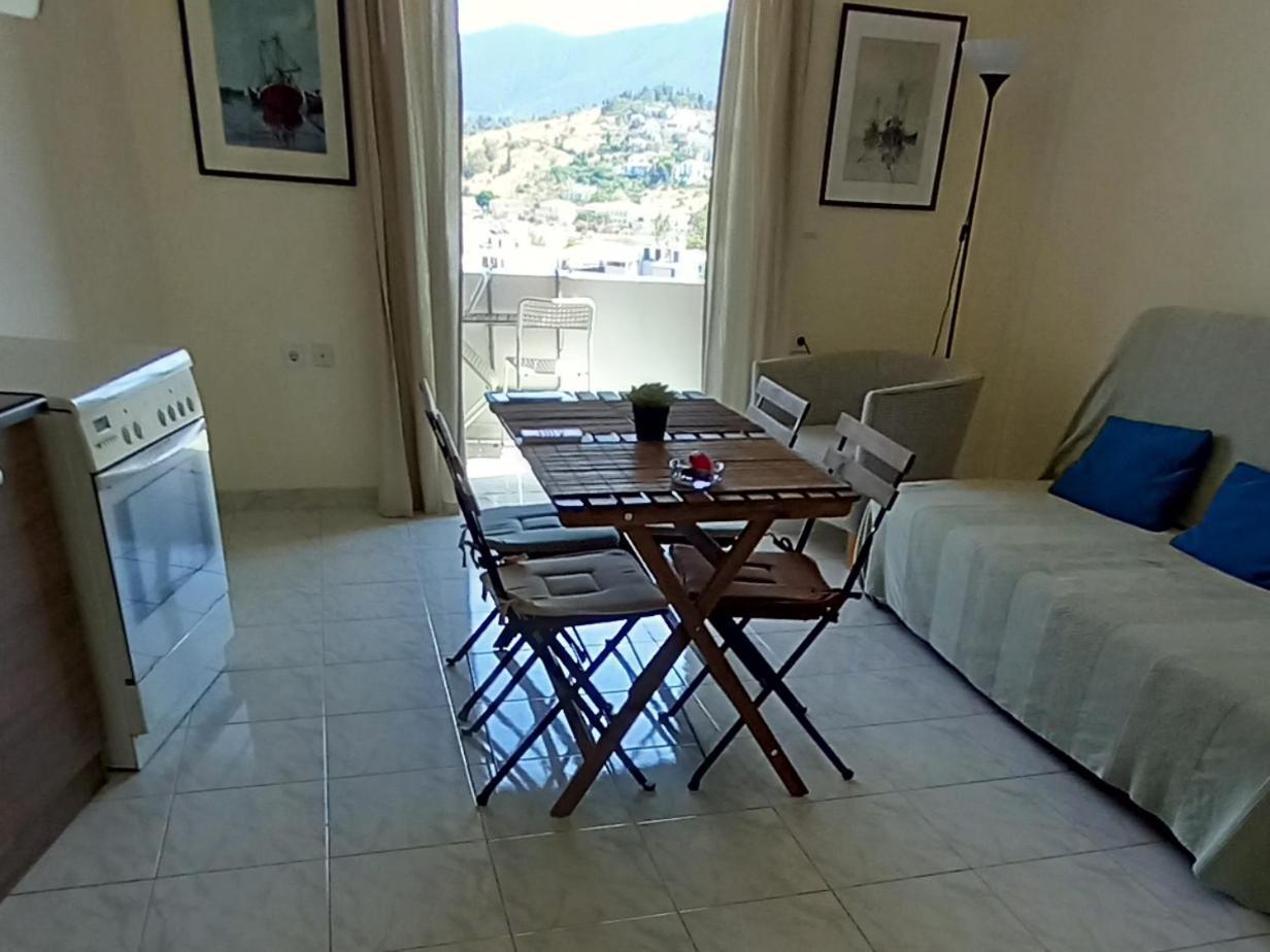 Forest & Sea Apartment Πόρος Εξωτερικό φωτογραφία